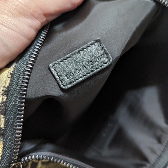 Christian Dior MEDIUM DIORTRAVEL NOMAD POUCH Brand New - Picture 13 of 14